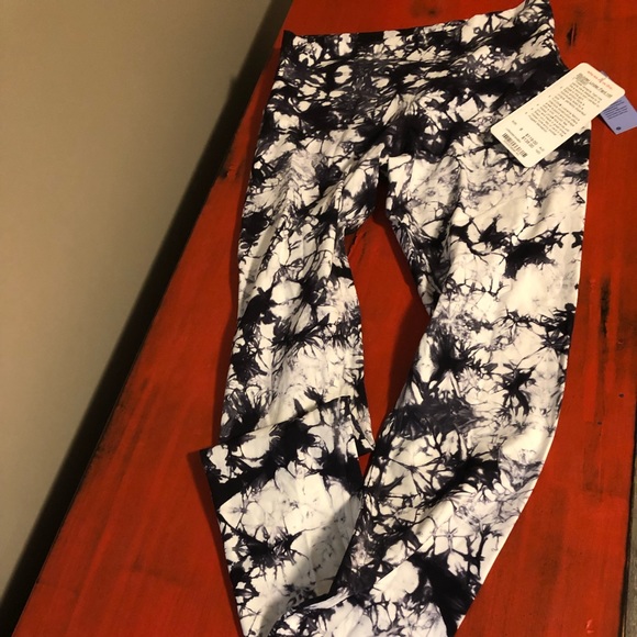 lululemon athletica Pants - NWT Shibori Wunder Under Pant HR